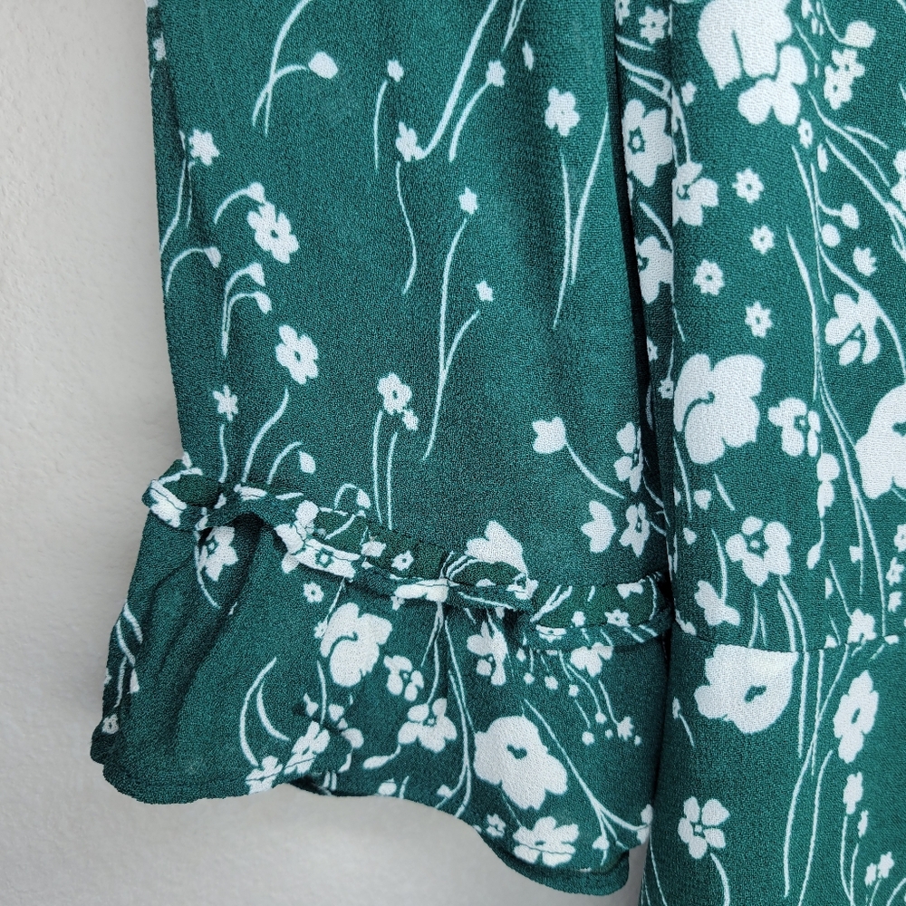 Reformation Doutzen Floral Green Mini Dress with Ruffle Sleeves and Hem Size 2 - Picture 10 of 15